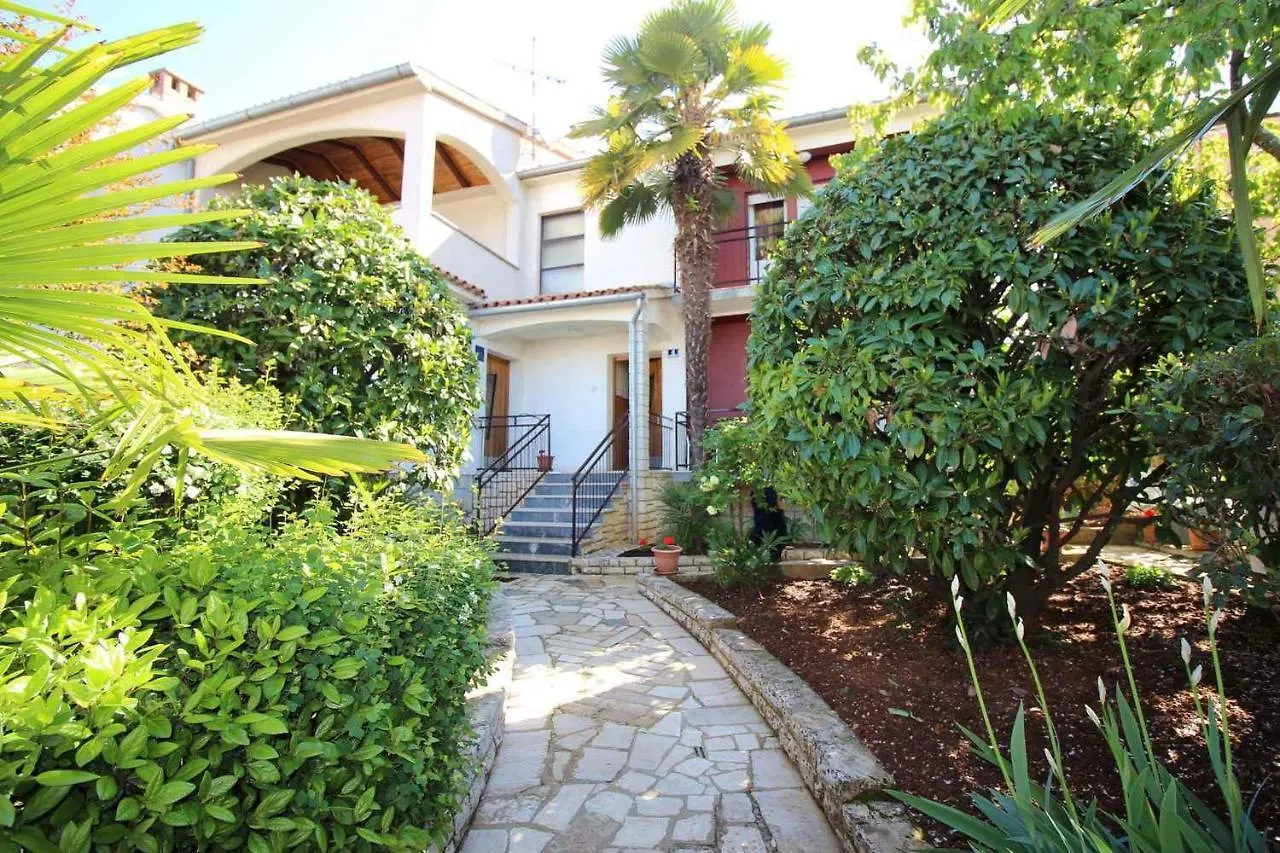 Apartment In Porec/Istrien 10035
